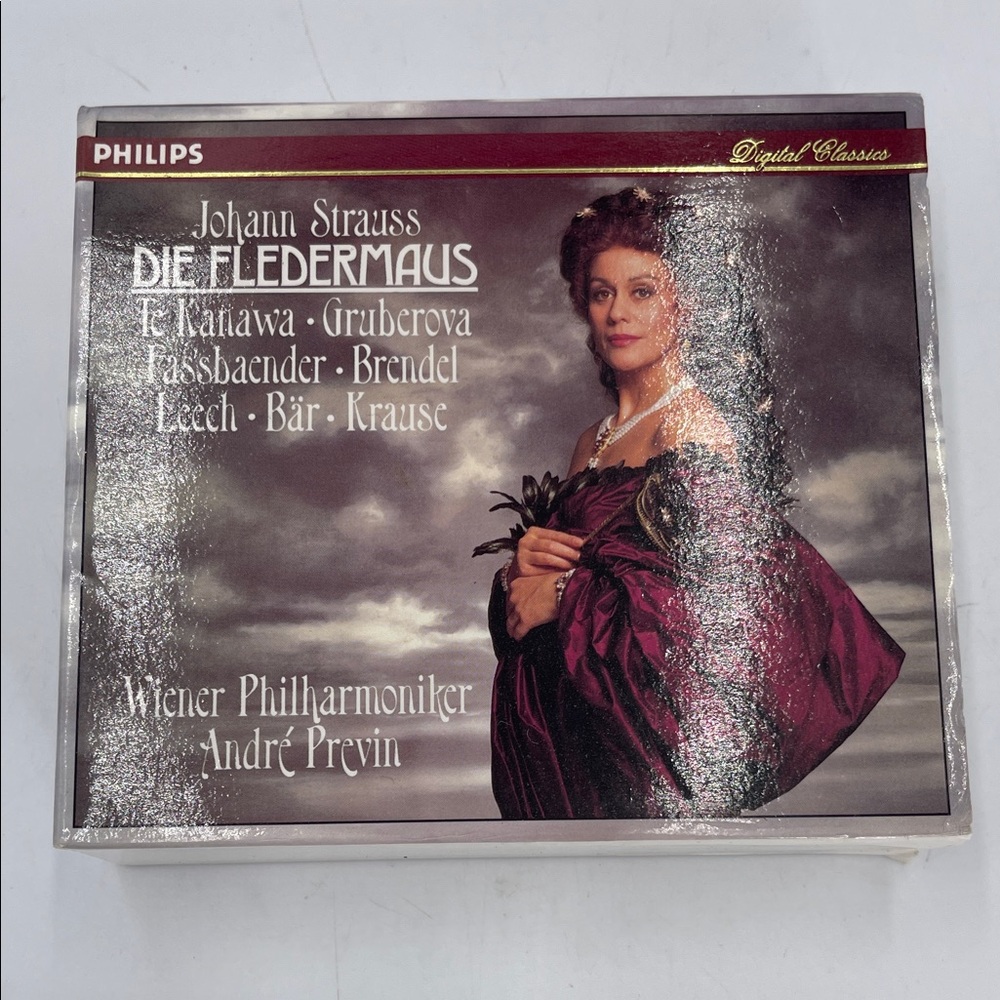 Digital Classics Philips Die Fledermaus CD with Burgundy and Black Cover